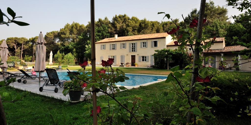 Mas De Lure Bed and Breakfast Salon-de-Provence Exterior foto